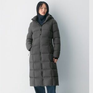 Aritzia Charcoal Puffer Jacket